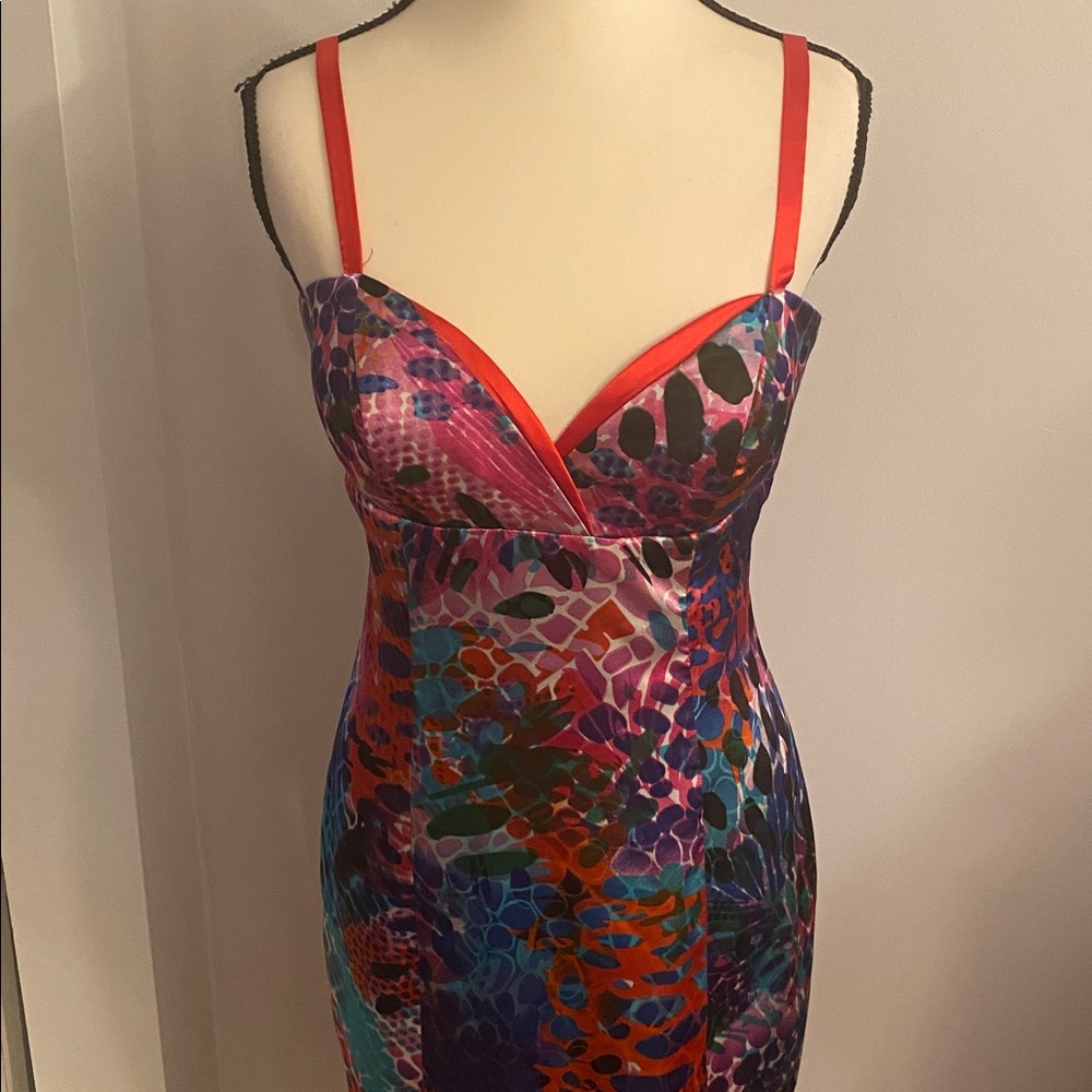 Boston proper vivid print size 6 dress adjustable straps - Picture 2 of 9